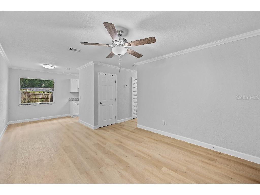 708 E Walts Avenue Deland FL 32724 W7878764 image6