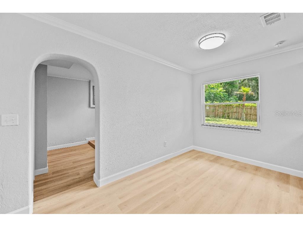 708 E Walts Avenue Deland FL 32724 W7878764 image7