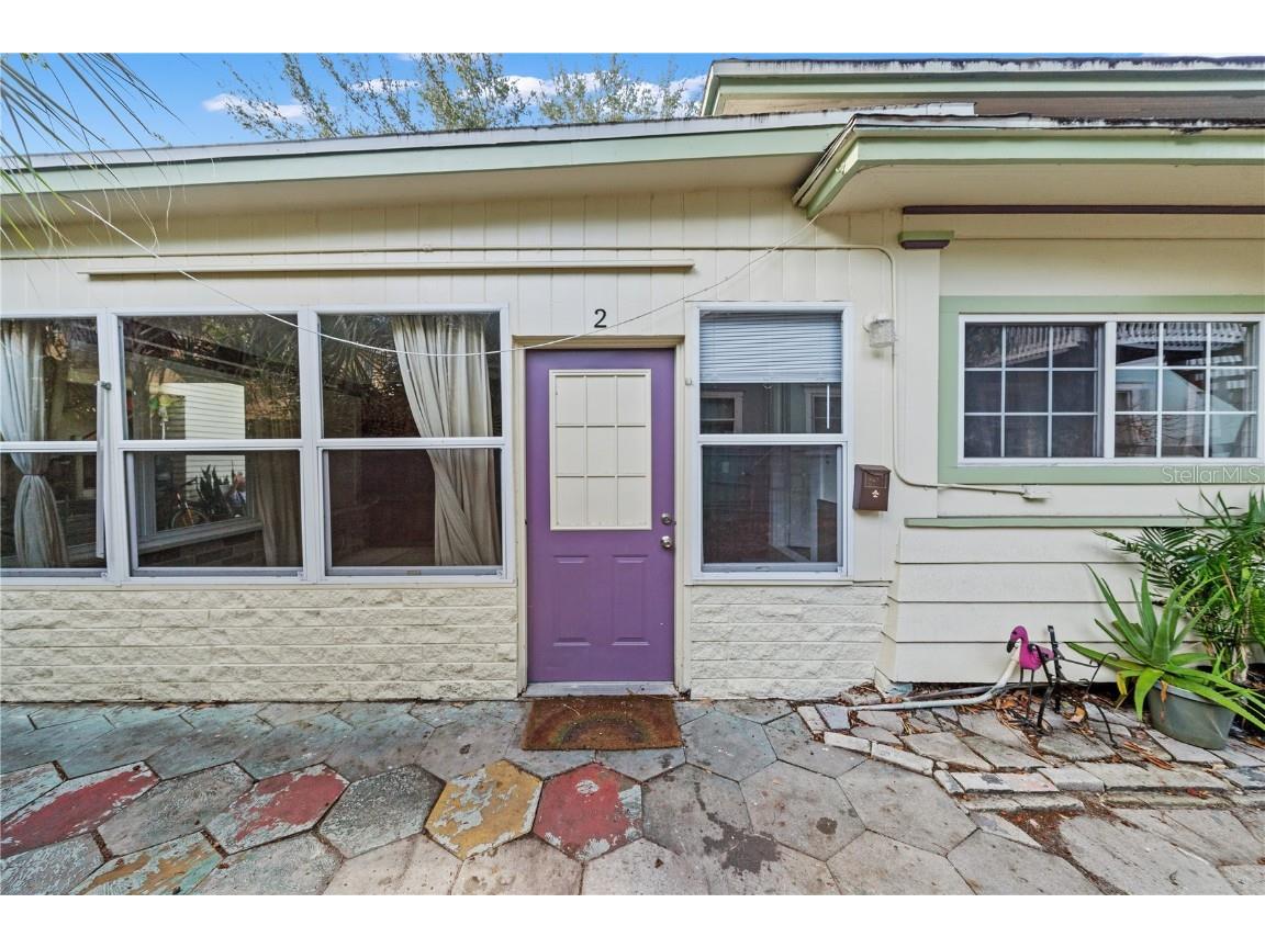 708 Grove Street N Saint Petersburg FL 33701 TB8451524 image2