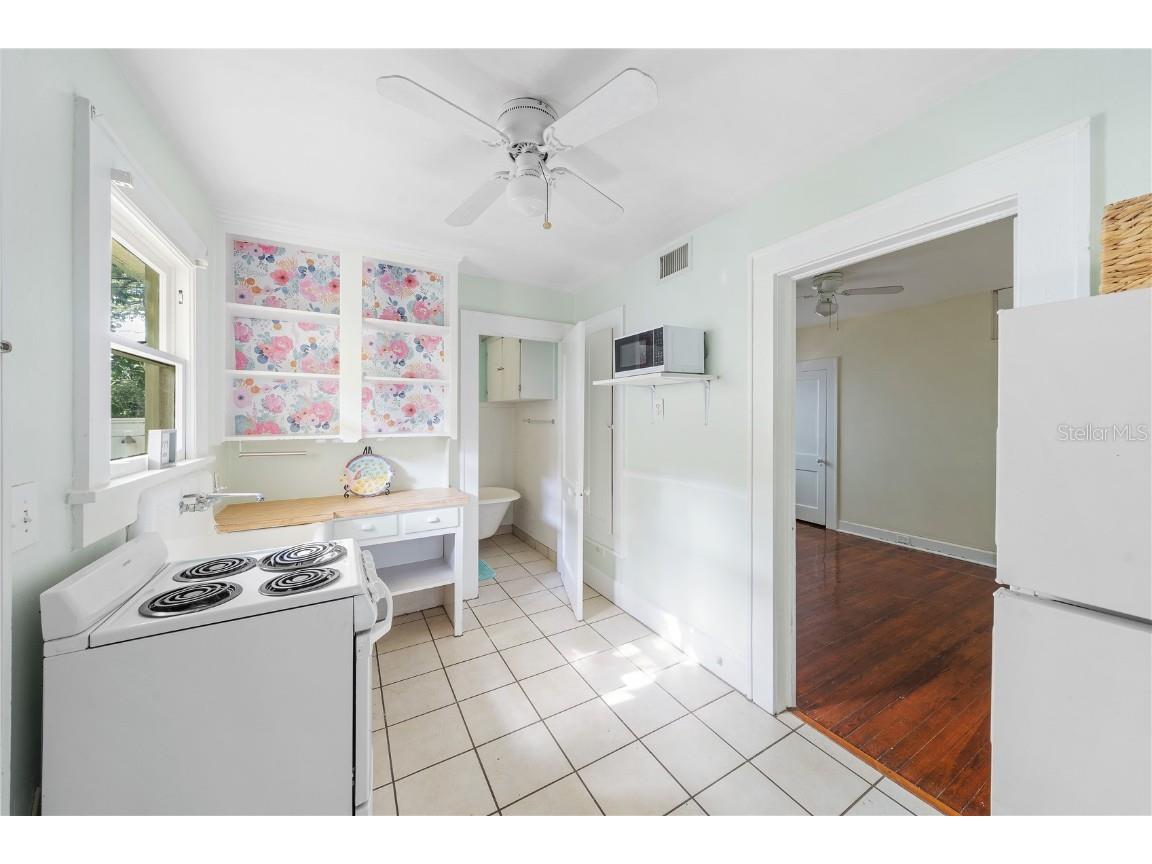 708 Grove Street N Saint Petersburg FL 33701 TB8451524 image5