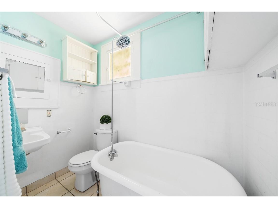 708 Grove Street N Saint Petersburg FL 33701 TB8451524 image9