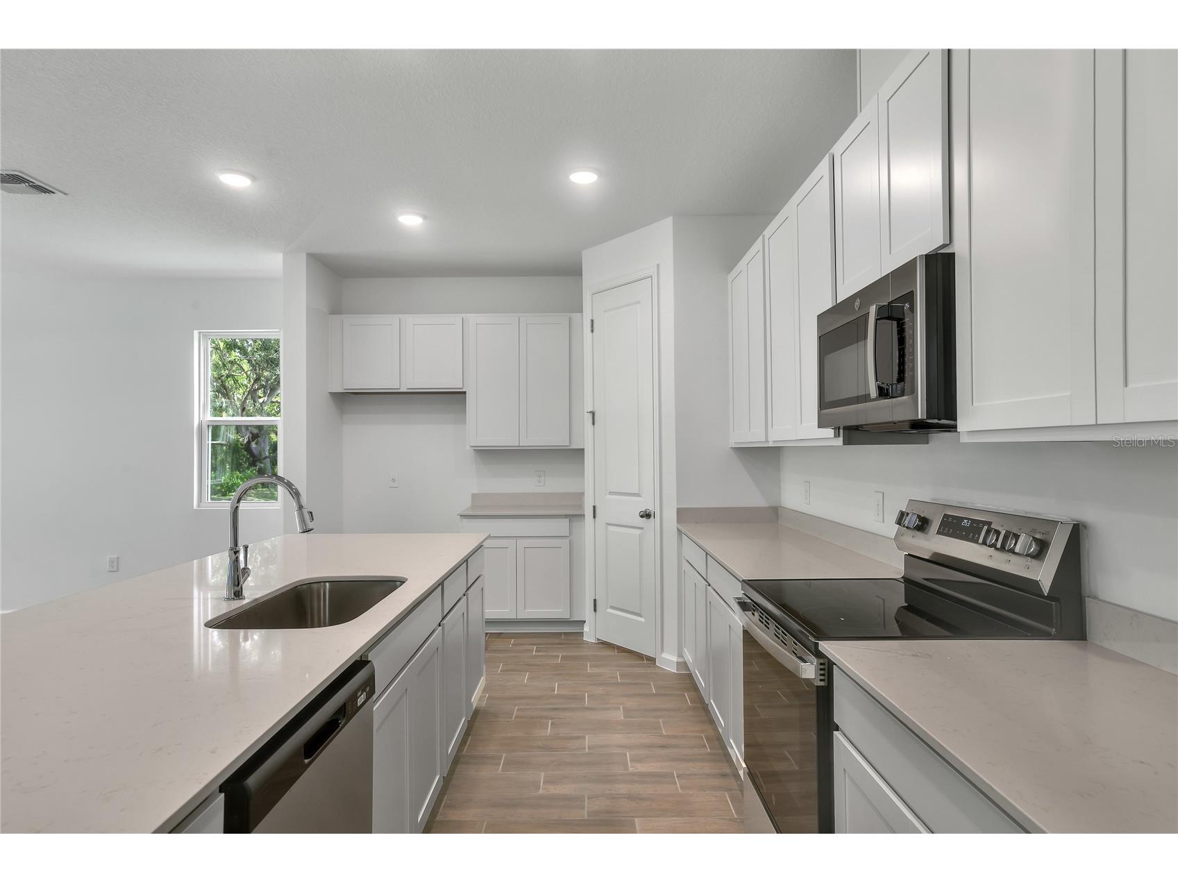 708 Lake Dell Avenue Dundee FL 33838 S5127165 image8