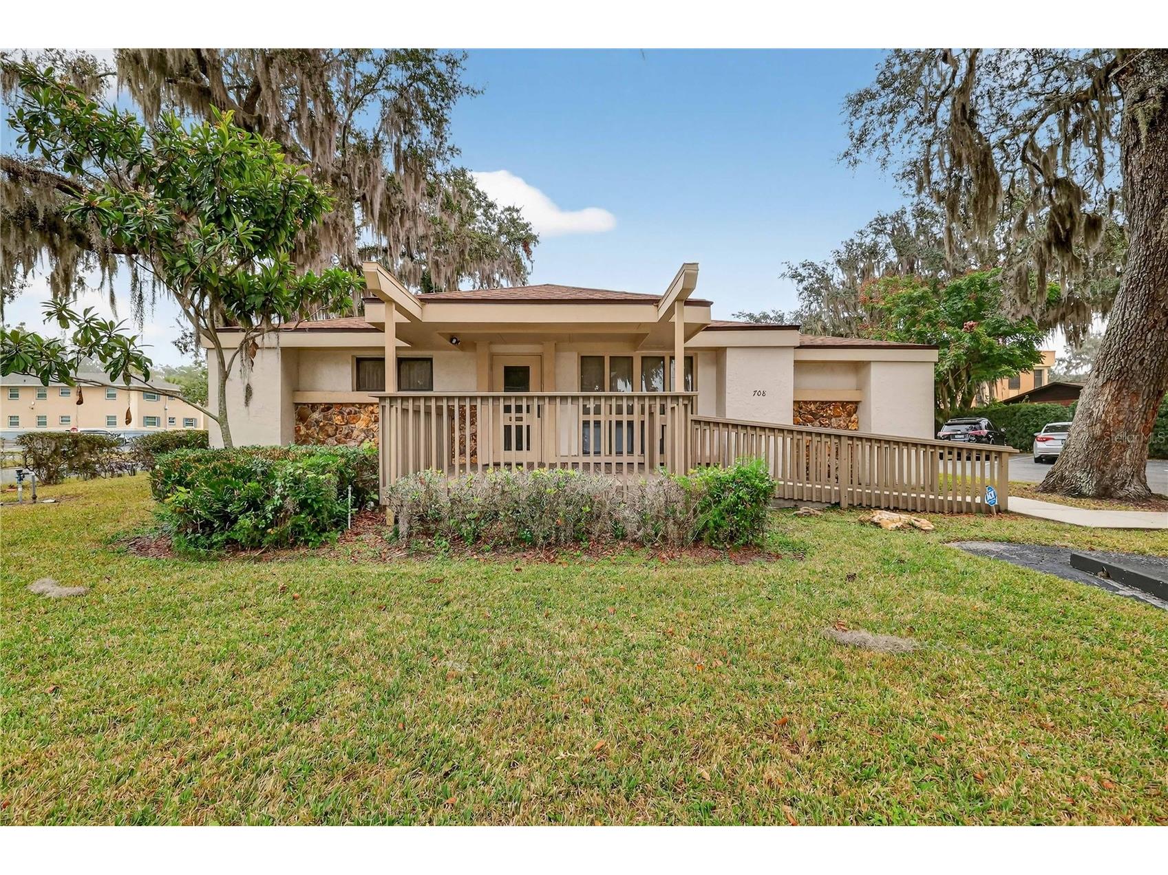 708 Lee Street Leesburg FL 34748 G5105732 image1