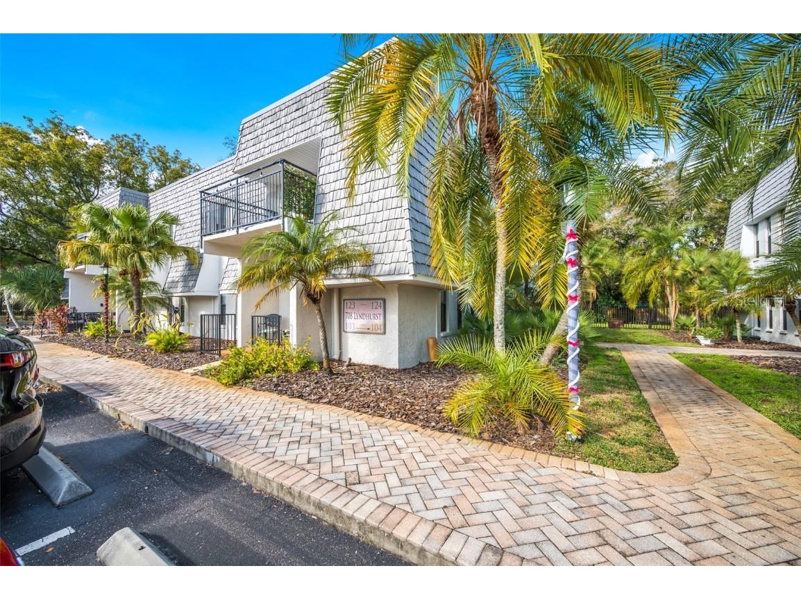 708 Lyndhurst #104 Dunedin FL 34698 TB8452369 image34