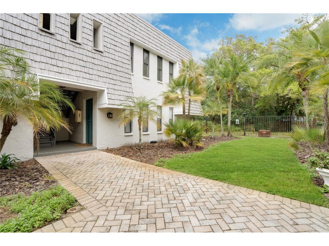 708 Lyndhurst Street #124 Dunedin FL 34698 U8232833 image1
