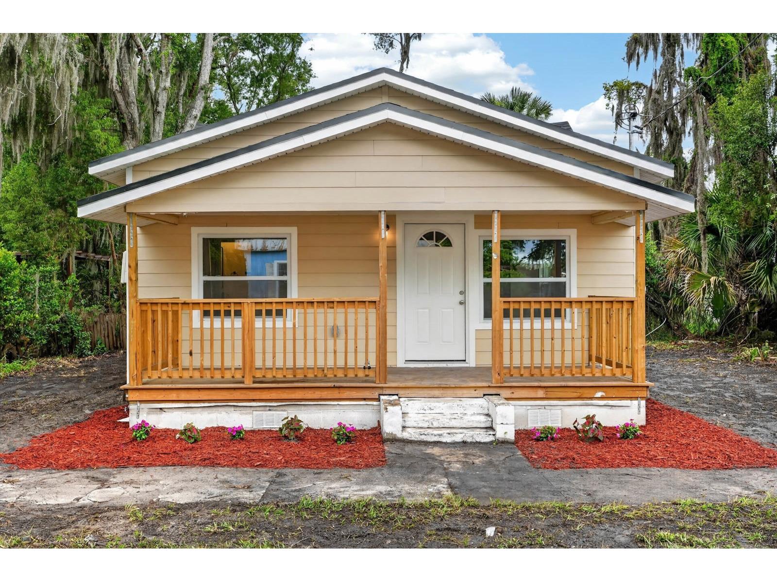 708 Madison Street Palatka FL 32177 FC319218 image1