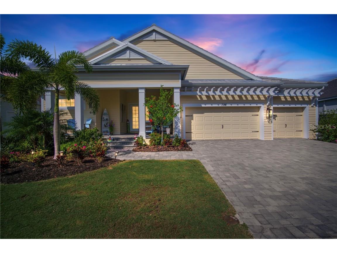 708 Manns Harbor Drive Apollo Beach FL 33572 U8200782 image1