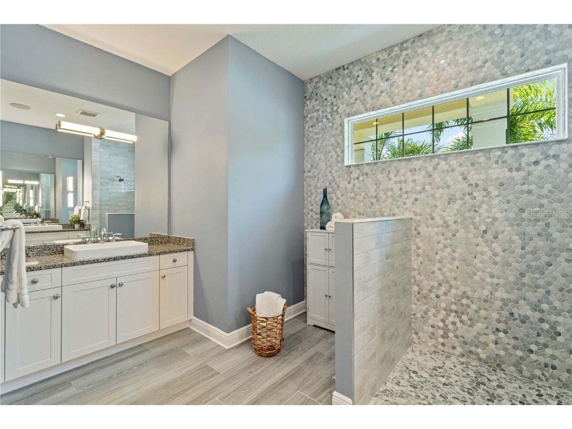 708 Manns Harbor Drive Apollo Beach FL 33572 TB8411593 image12