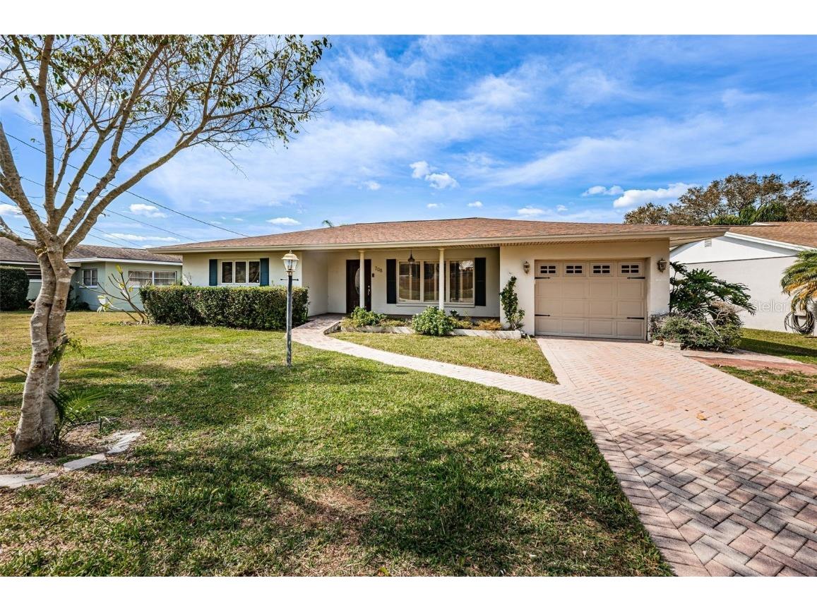 708 Moss Avenue Clearwater FL 33759 U8230360 image1