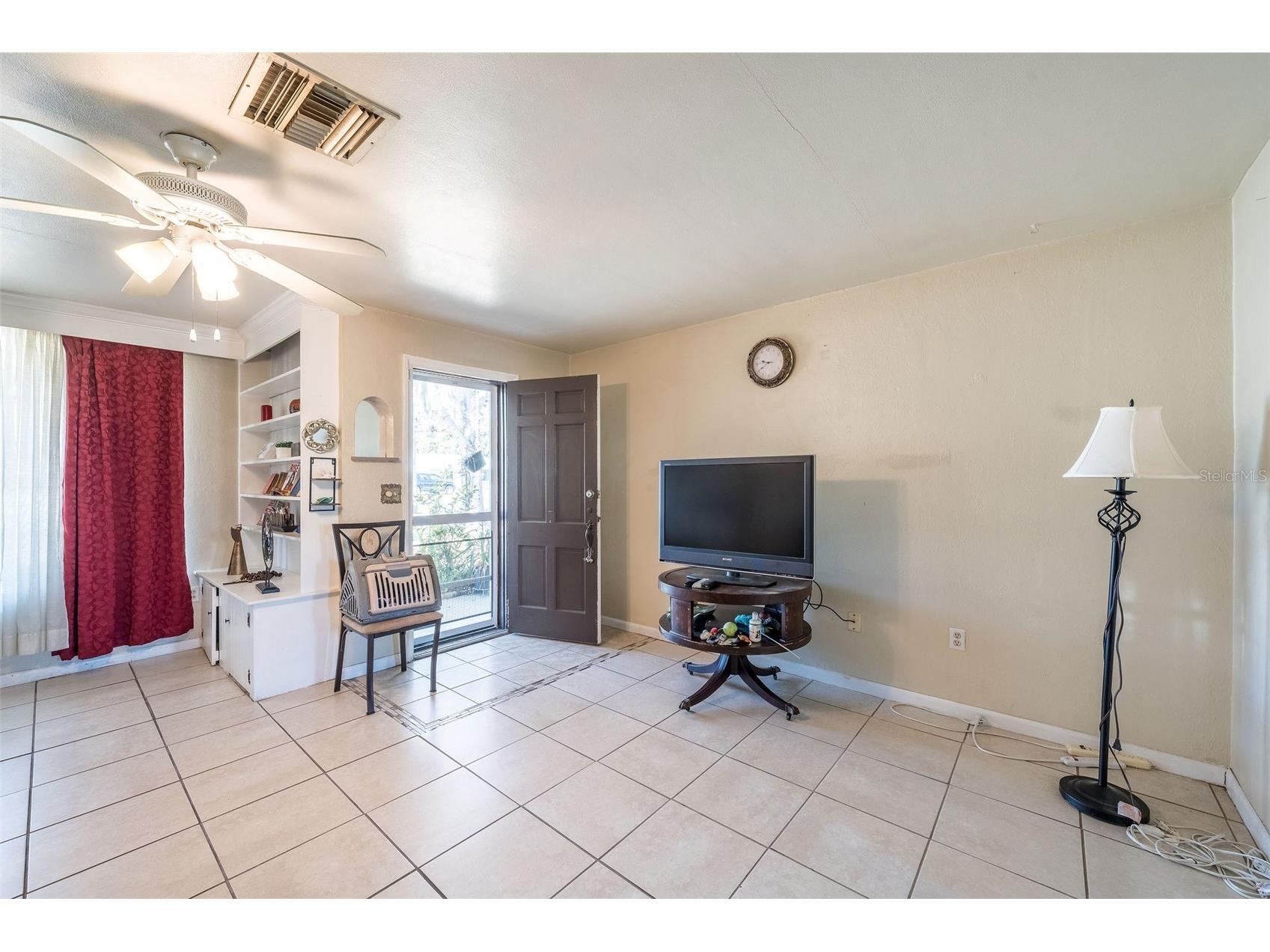 708 N Saint Clair Abrams Avenue Tavares FL 32778 O6373379 image17