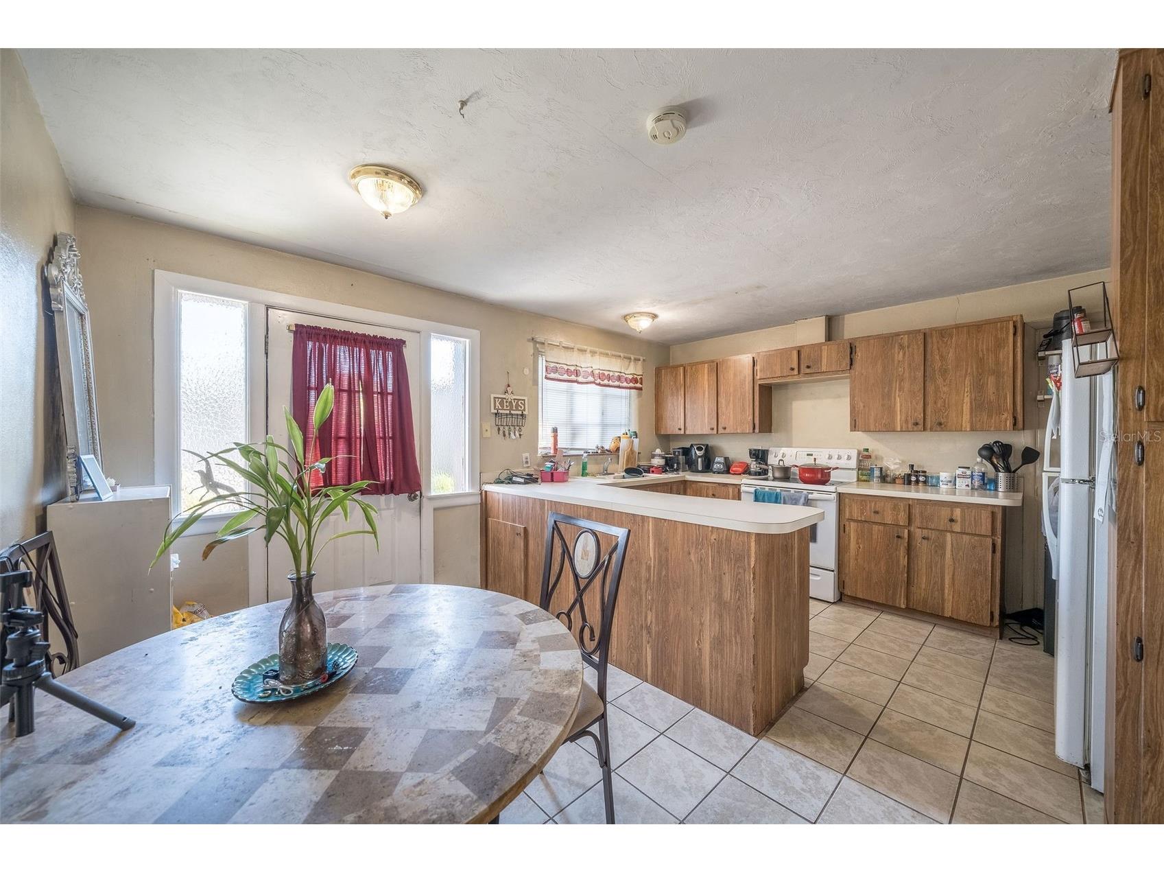 708 N Saint Clair Abrams Avenue Tavares FL 32778 O6373379 image22