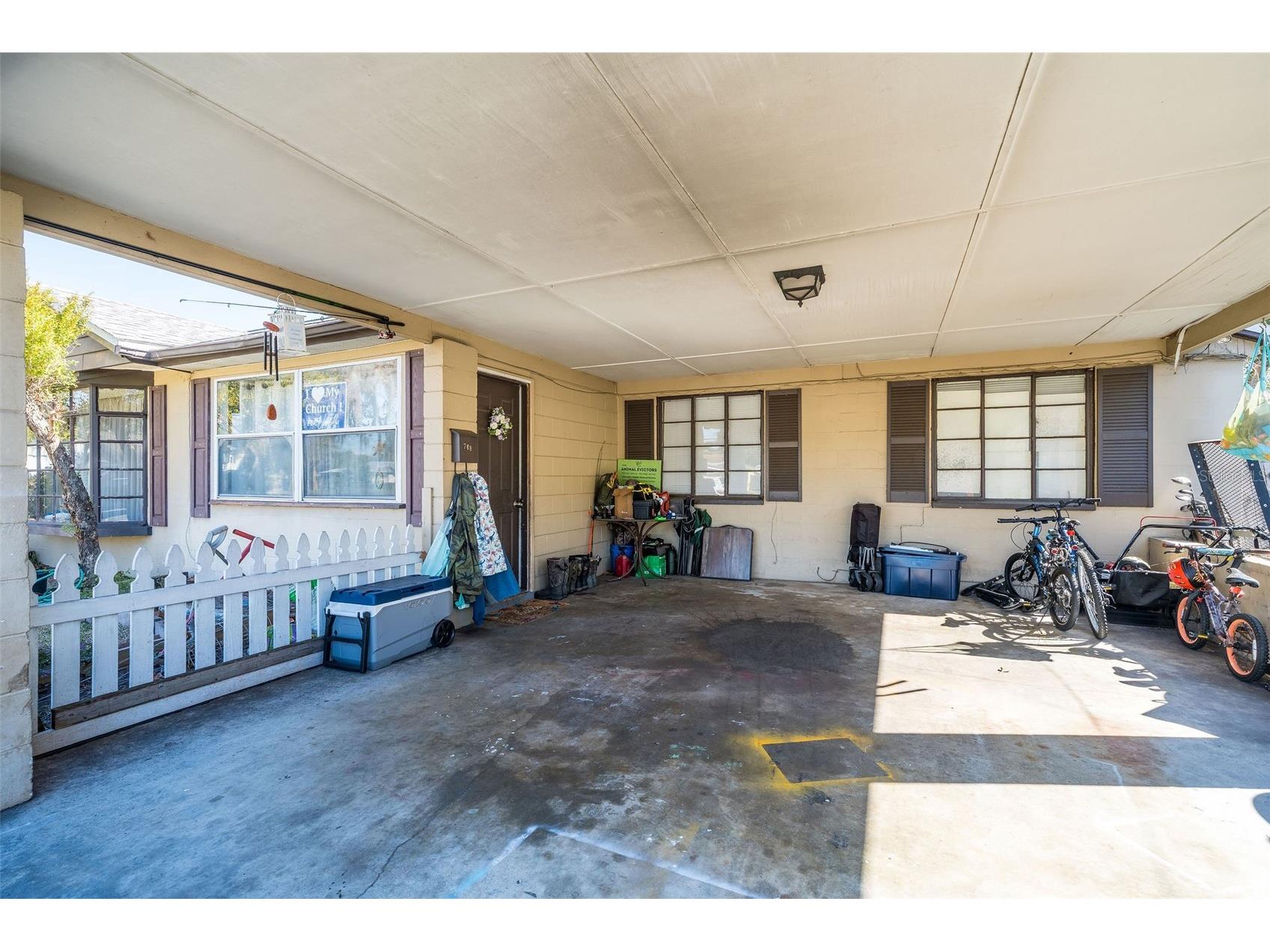 708 N Saint Clair Abrams Avenue Tavares FL 32778 O6373379 image3