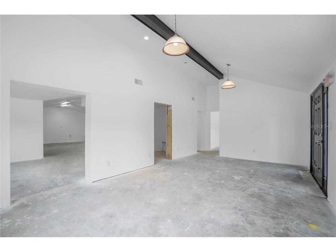 708 NE 6th Street Crystal River FL 34428 OM711891 image12