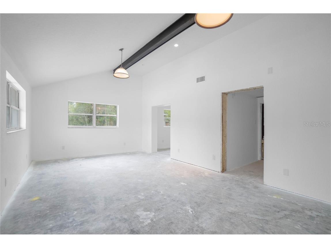 708 NE 6th Street Crystal River FL 34428 OM711891 image13