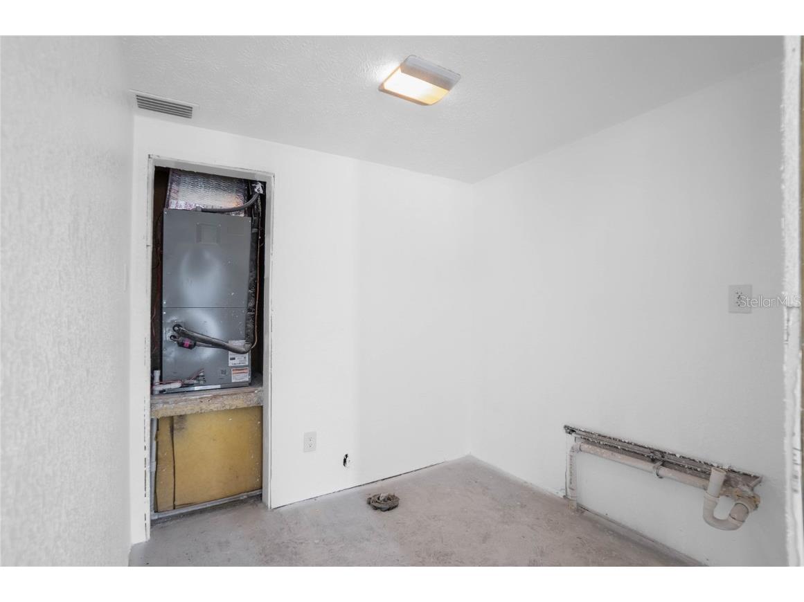 708 NE 6th Street Crystal River FL 34428 OM711891 image15