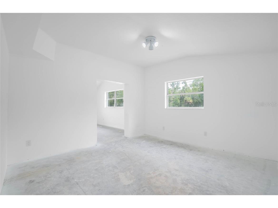 708 NE 6th Street Crystal River FL 34428 OM711891 image17