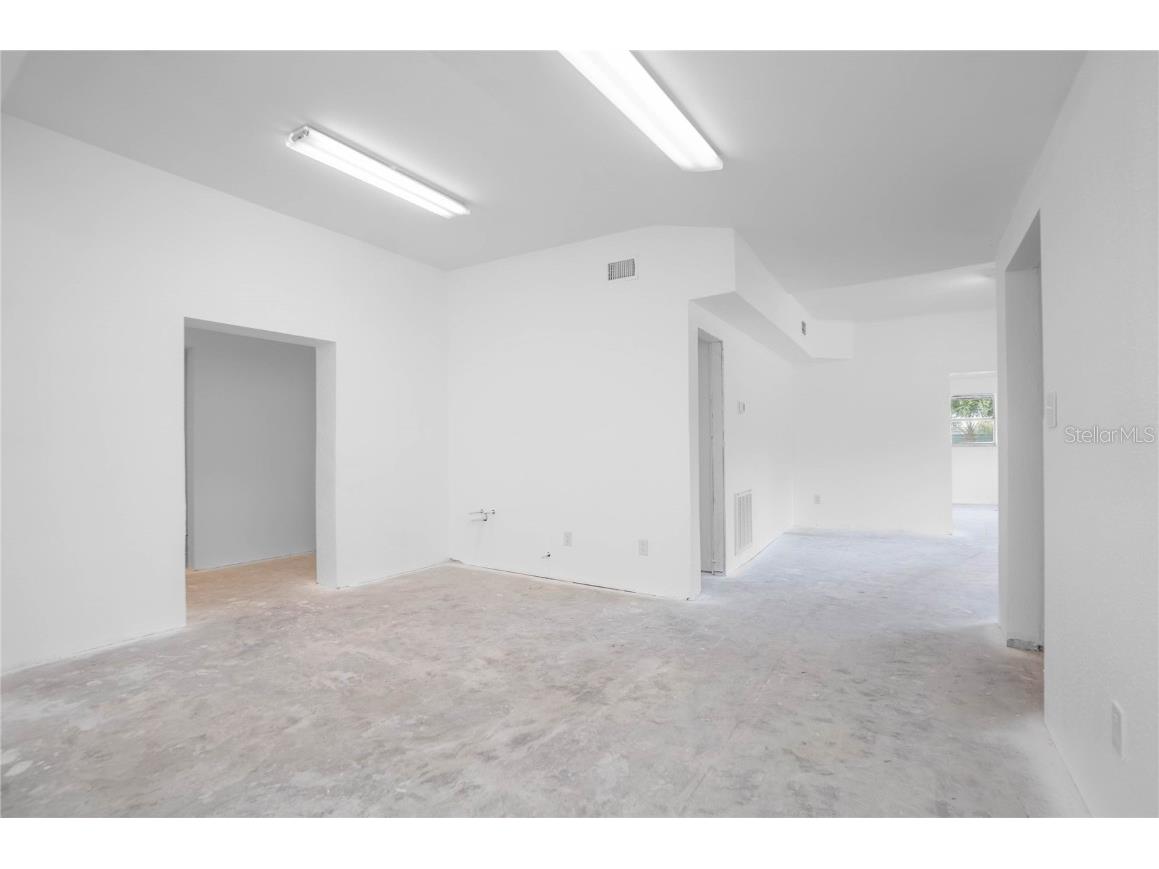 708 NE 6th Street Crystal River FL 34428 OM711891 image22