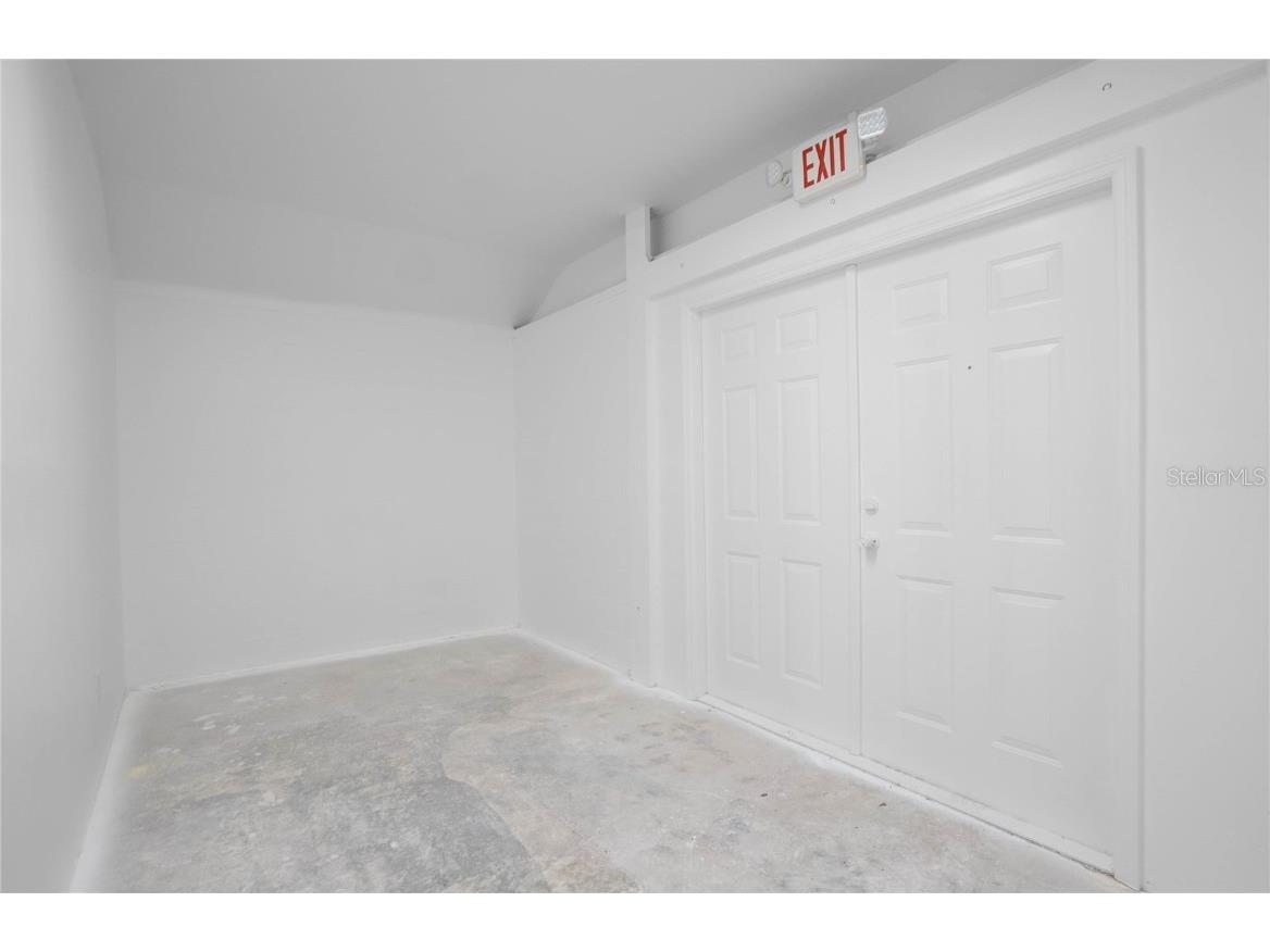 708 NE 6th Street Crystal River FL 34428 OM711891 image31