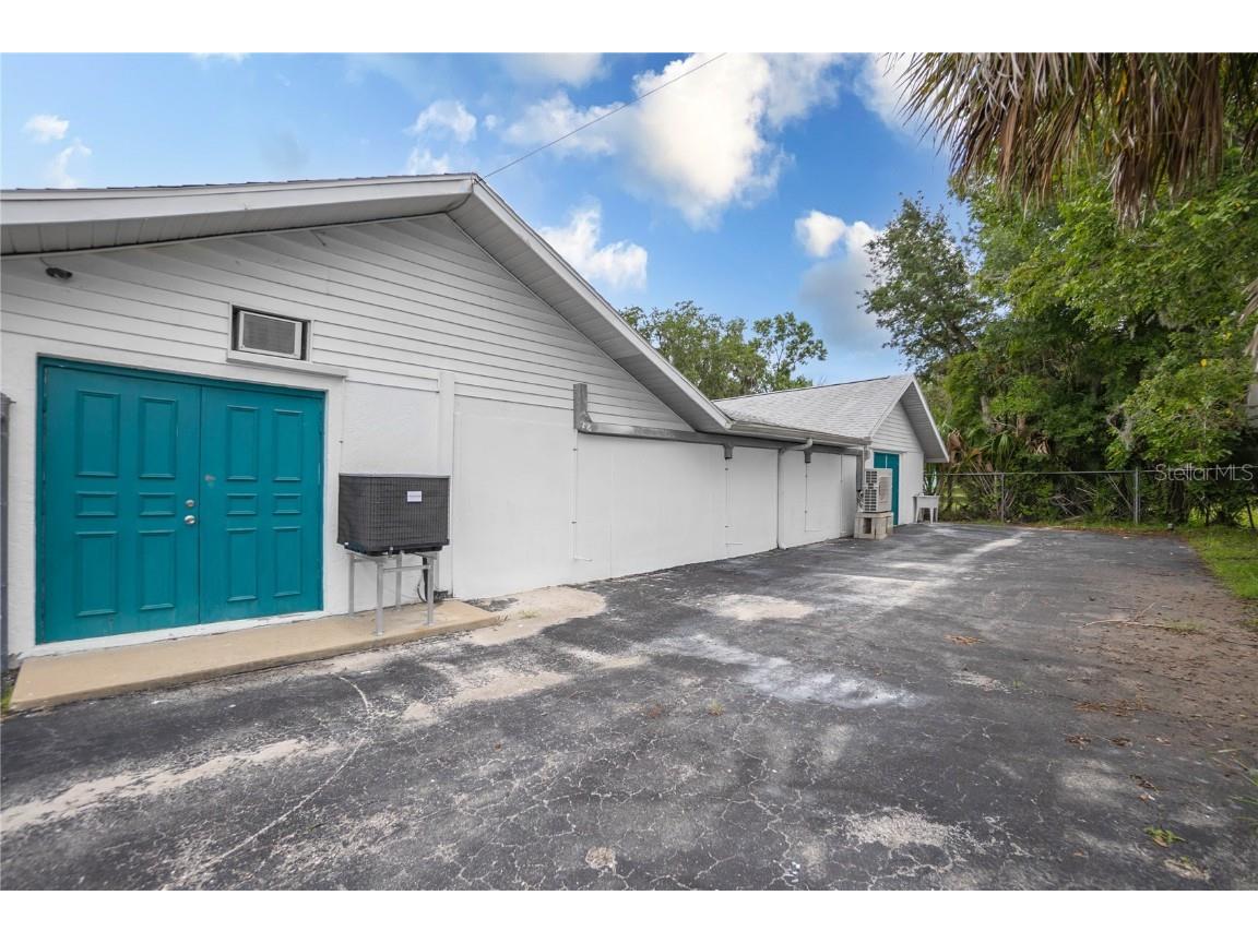 708 NE 6th Street Crystal River FL 34428 OM711891 image43