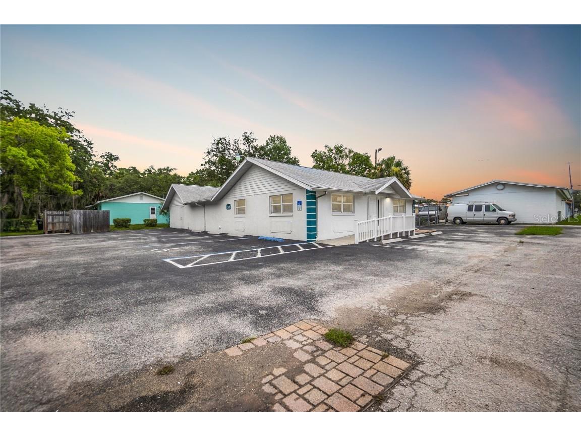 708 NE 6th Street Crystal River FL 34428 OM711891 image47