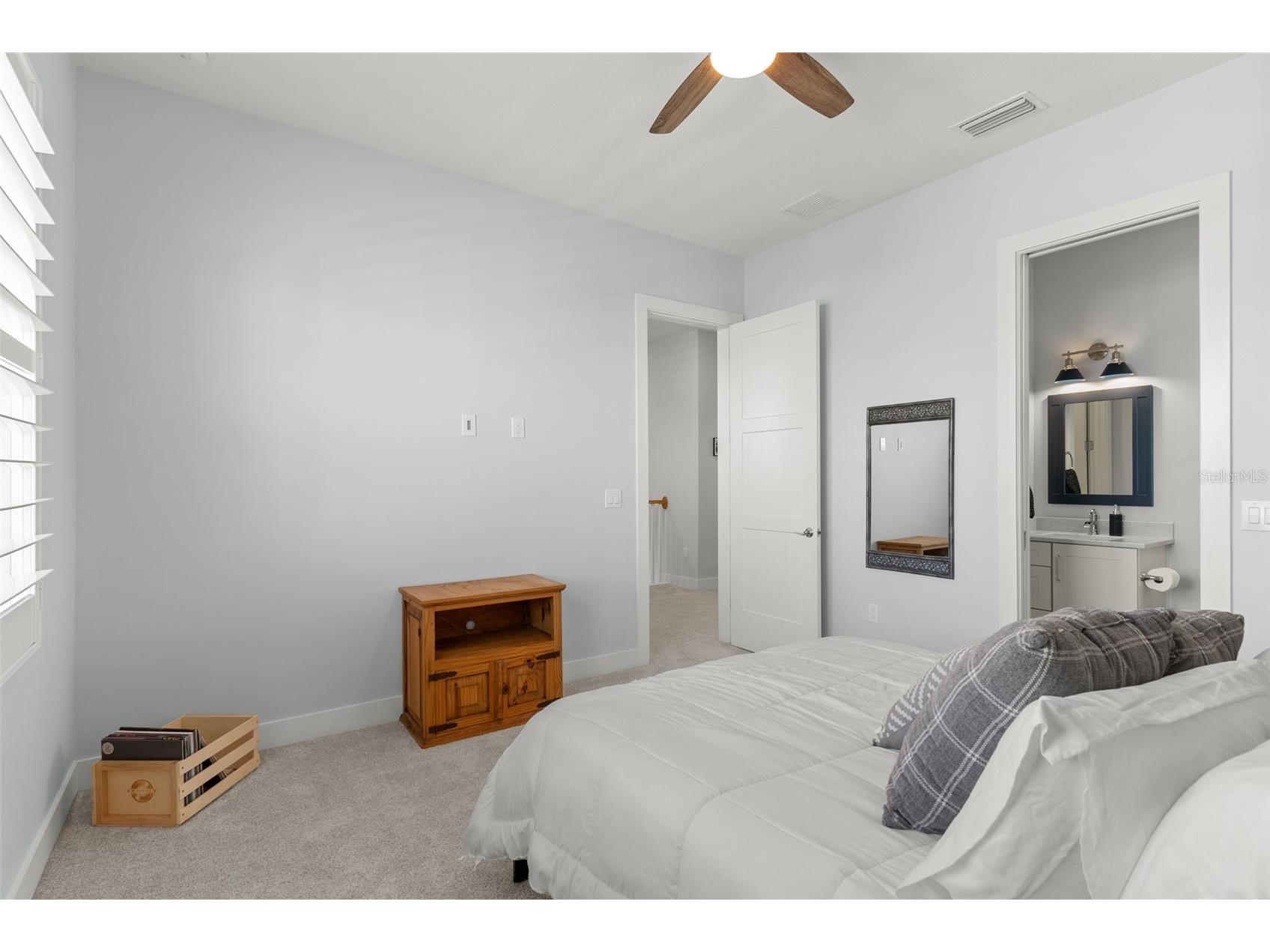 708 Pinckney Drive Apollo Beach FL 33572 TB8474854 image36