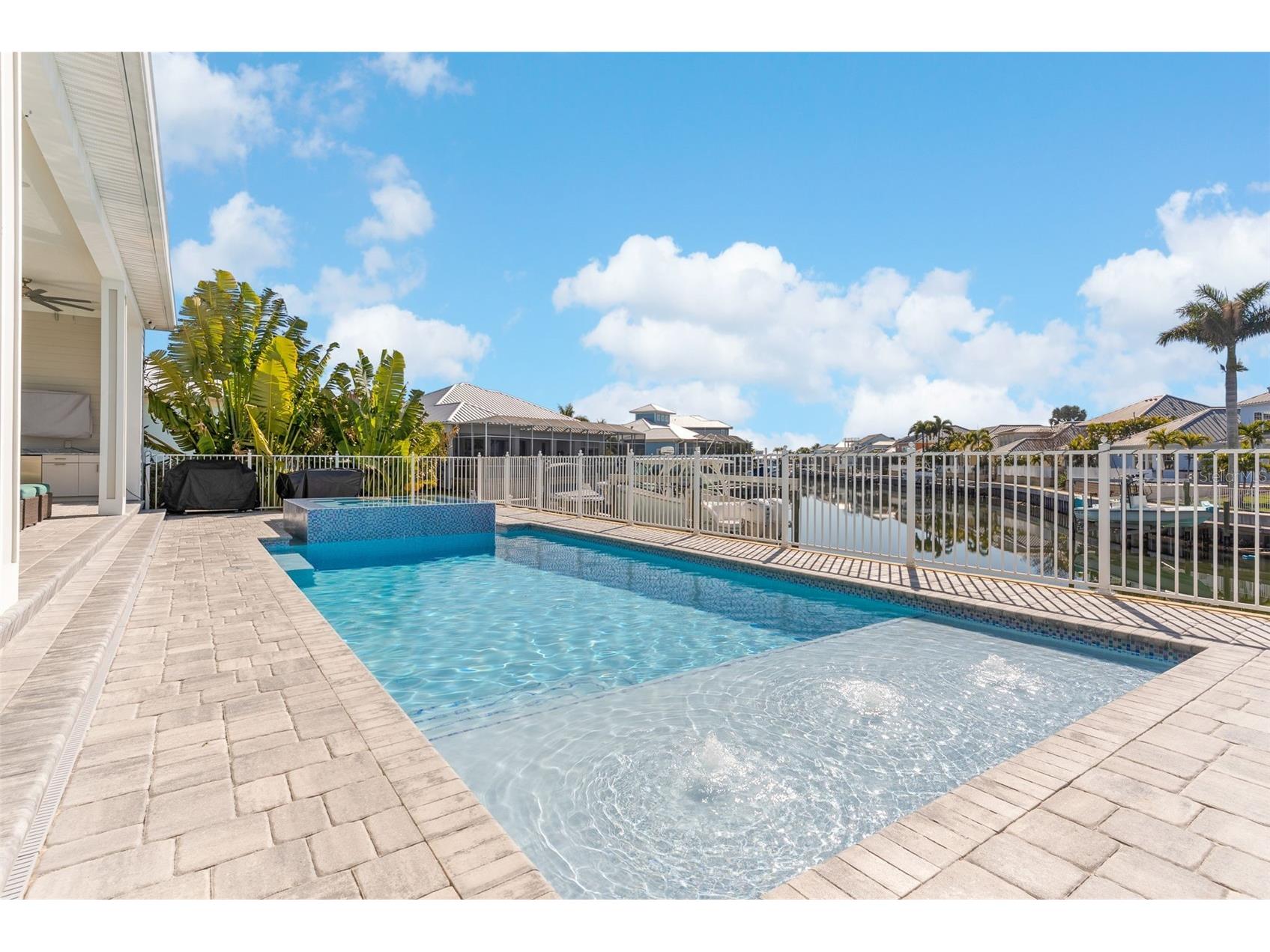 708 Pinckney Drive Apollo Beach FL 33572 TB8474854 image5