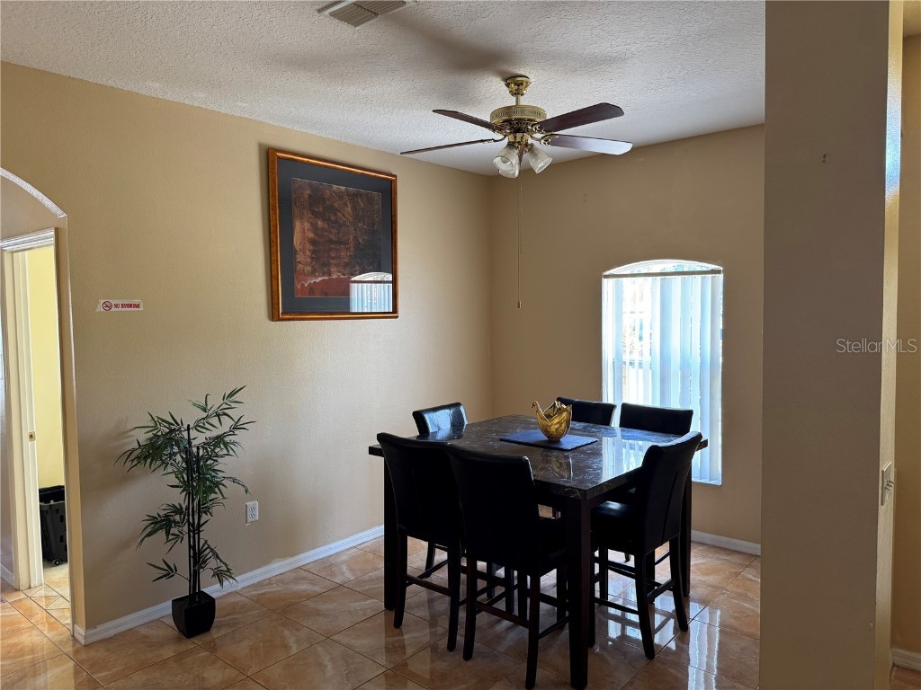 708 Pincon Lane Kissimmee FL 34759 O6303312 image3