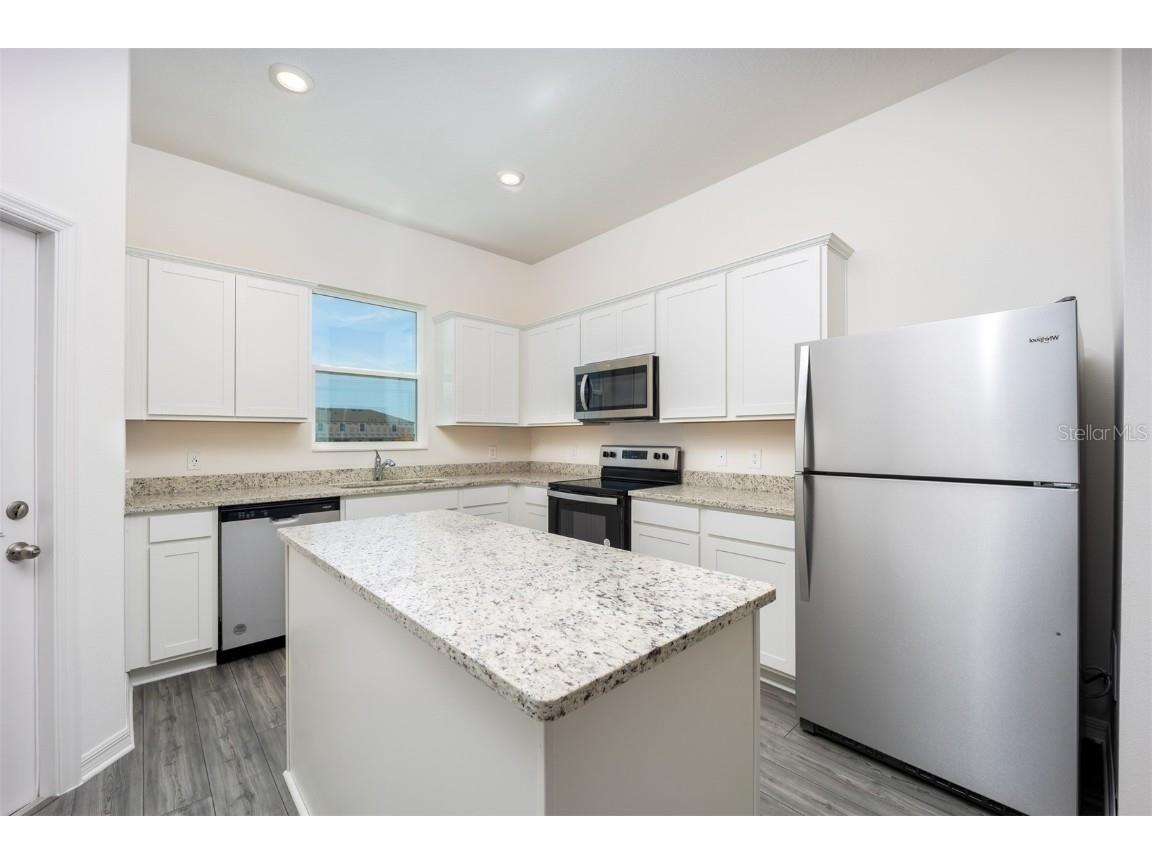 708 Poppy Lane Dundee FL 33838 TB8445221 image4