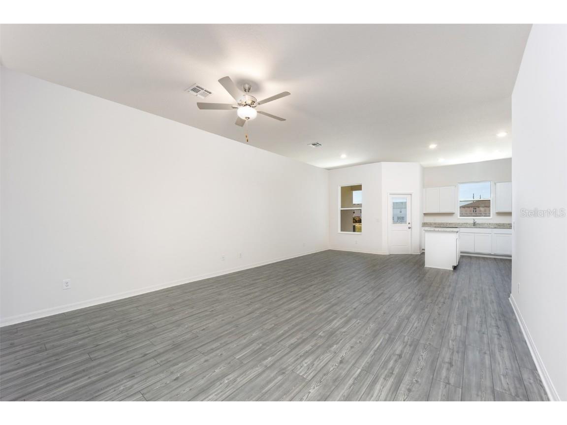 708 Poppy Lane Dundee FL 33838 TB8445221 image6