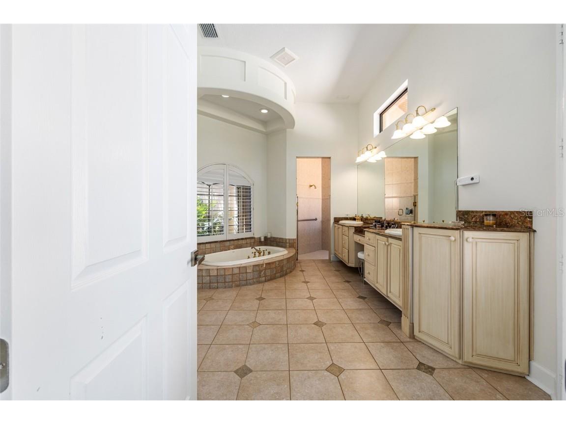 708 SE 44th Road Ocala FL 34480 OM710169 image40