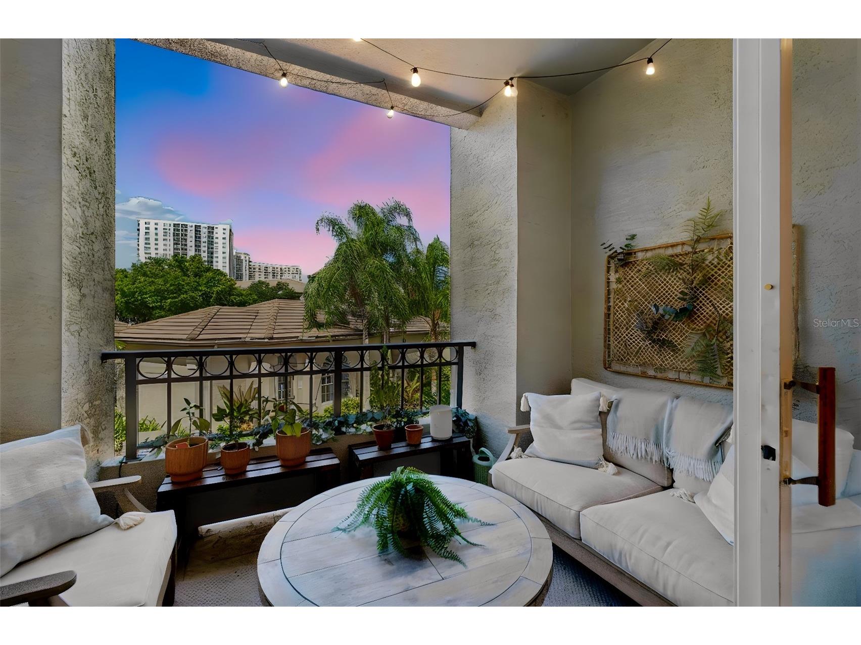 708 Seaboard Place #708 Tampa FL 33602 TB8520937 image2