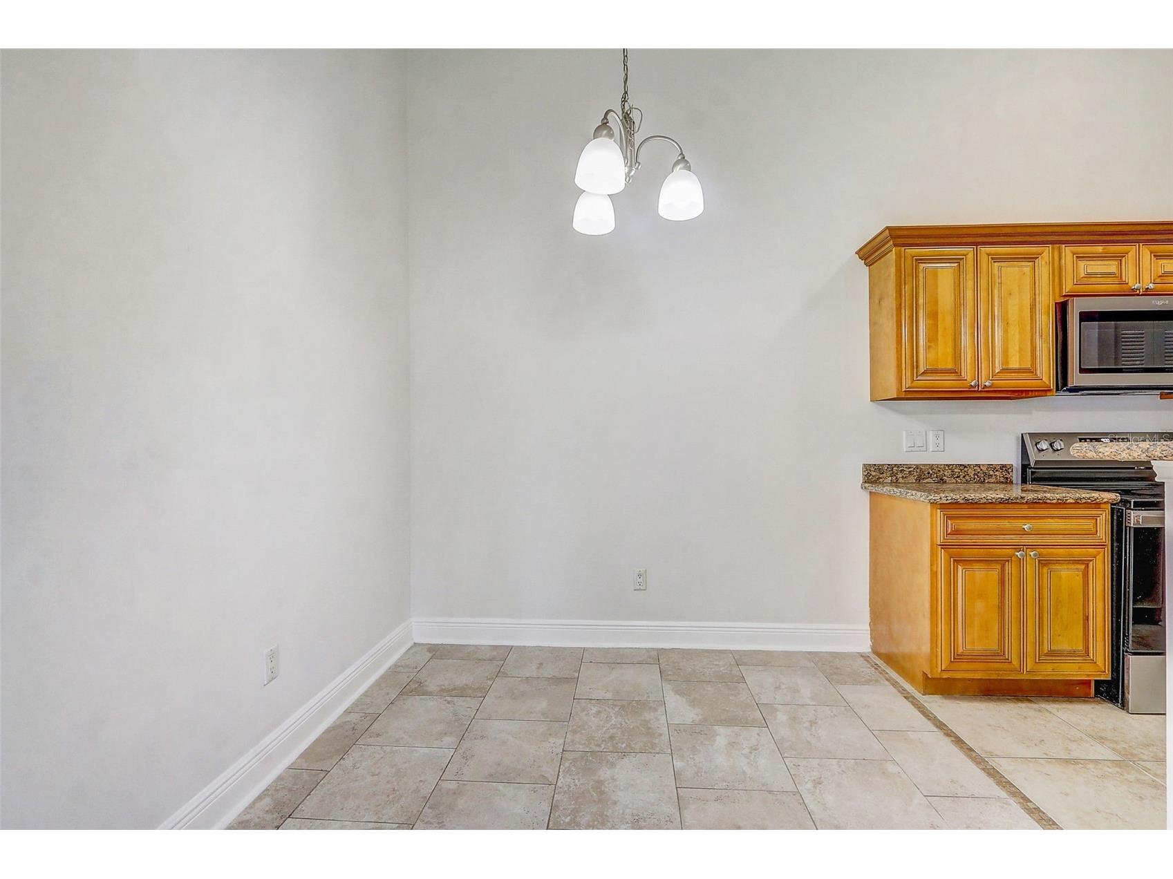708 Secret Harbor Unit 204 Lane #204 Lake Mary FL 32746 O6393959 image7