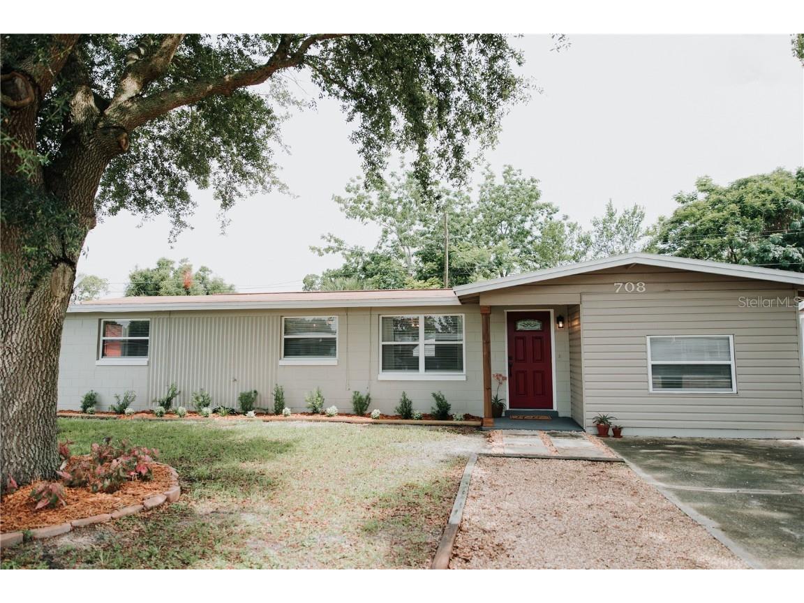 708 Starke Lake Circle Ocoee FL 34761 V4929938 image1