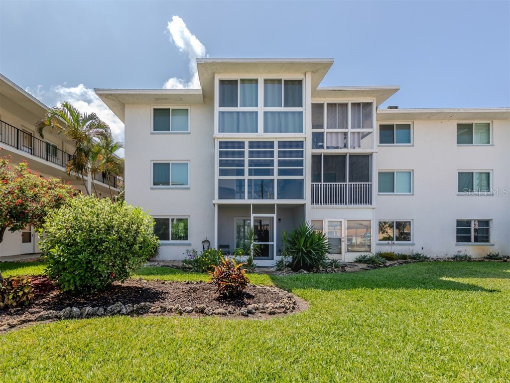 708 Tamiami Trail S #107 Venice FL 34285 N6133222 image1