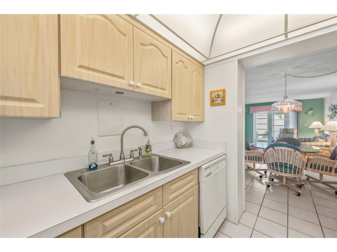 708 Tamiami Trail S #120 Venice FL 34285 N6140070 image11