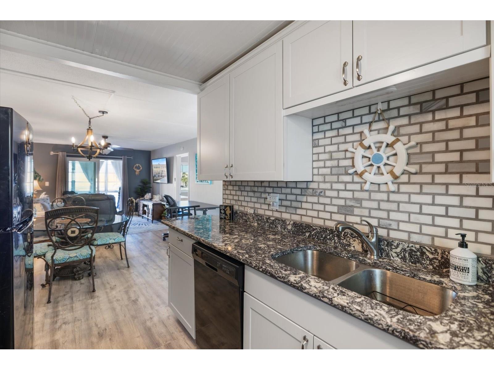 708 Tamiami Trail S #209 Venice FL 34285 N6143491 image8