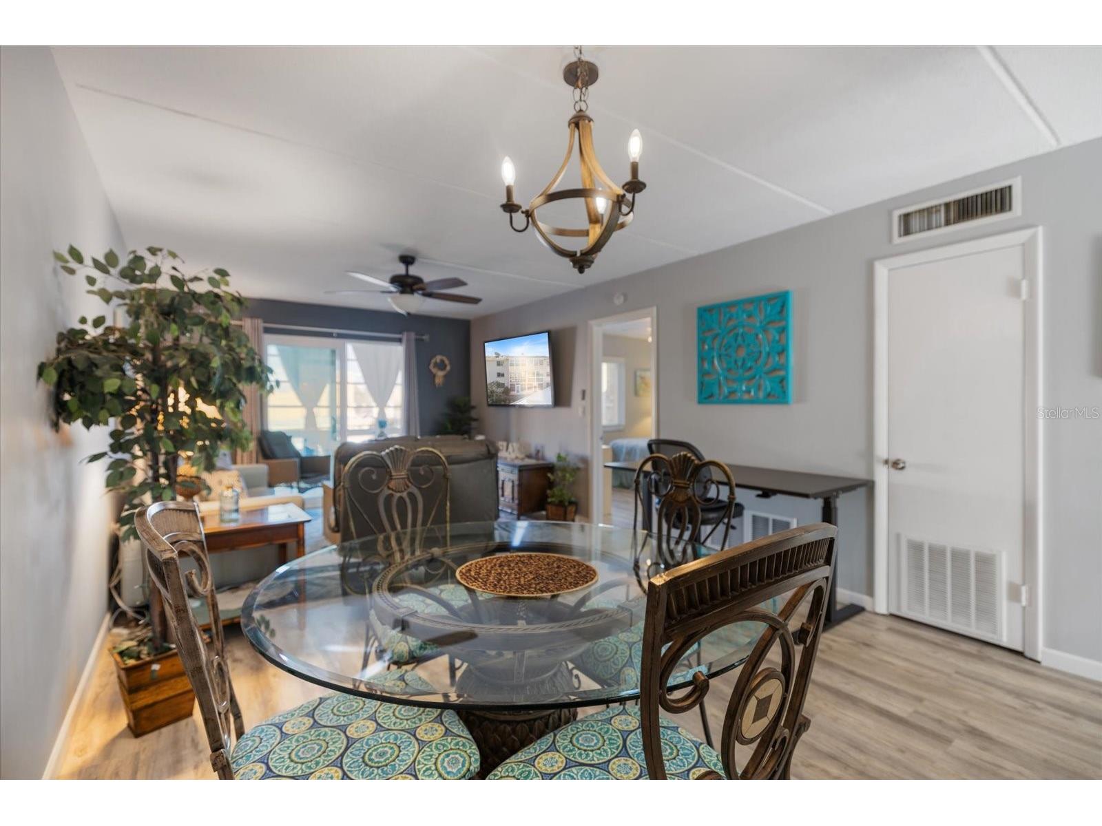 708 Tamiami Trail S #209 Venice FL 34285 N6143491 image9