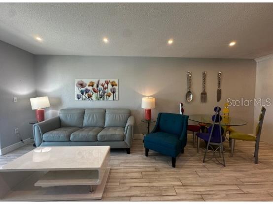 708 Tamiami Trail S #318 Venice FL 34285 A4670332 image3