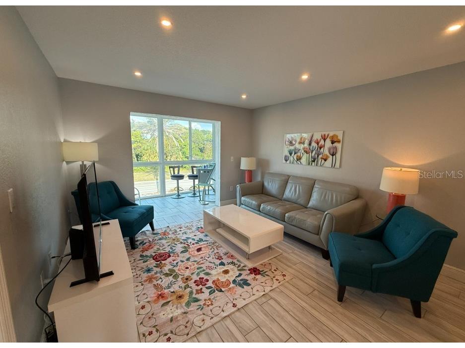 708 Tamiami Trail S #318 Venice FL 34285 A4673328 image7