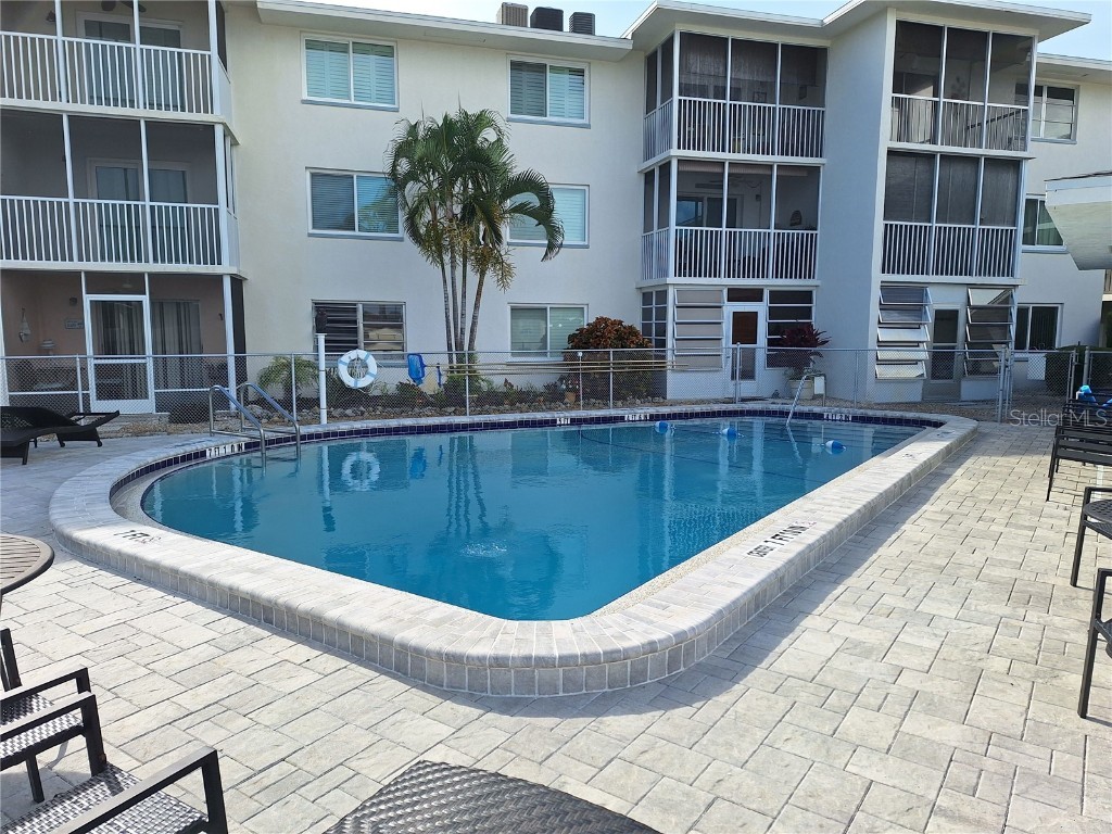 708 Tamiami Trail S #320 Venice FL 34285 N6135802 image1