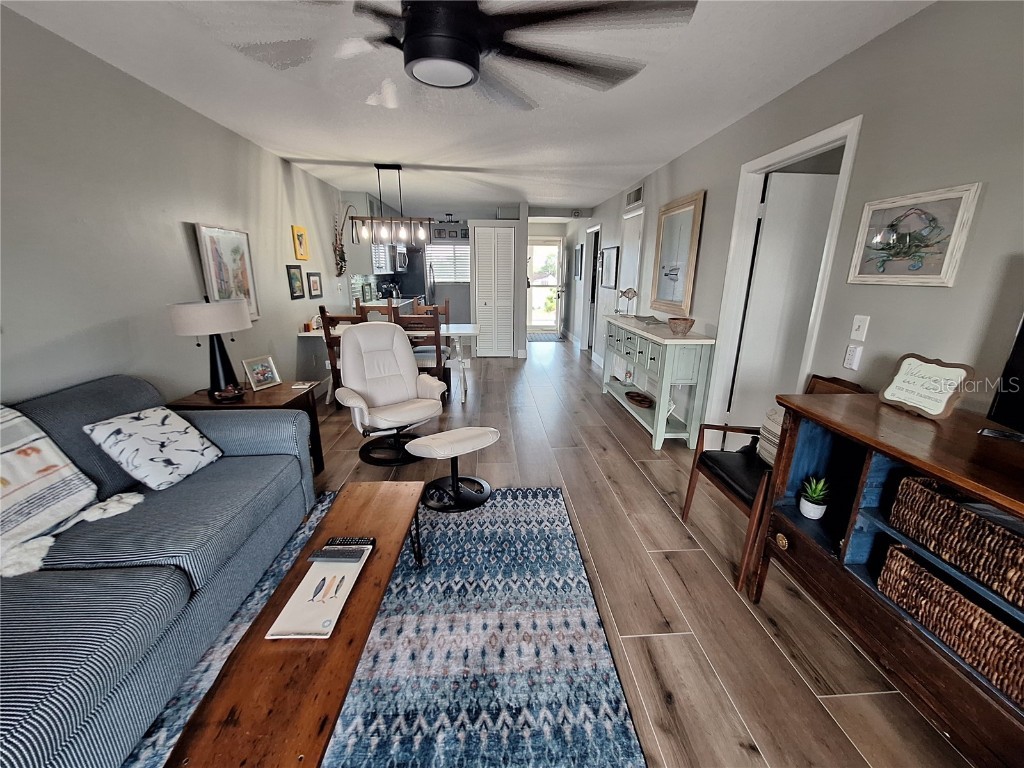 708 Tamiami Trail S #320 Venice FL 34285 N6135802 image5