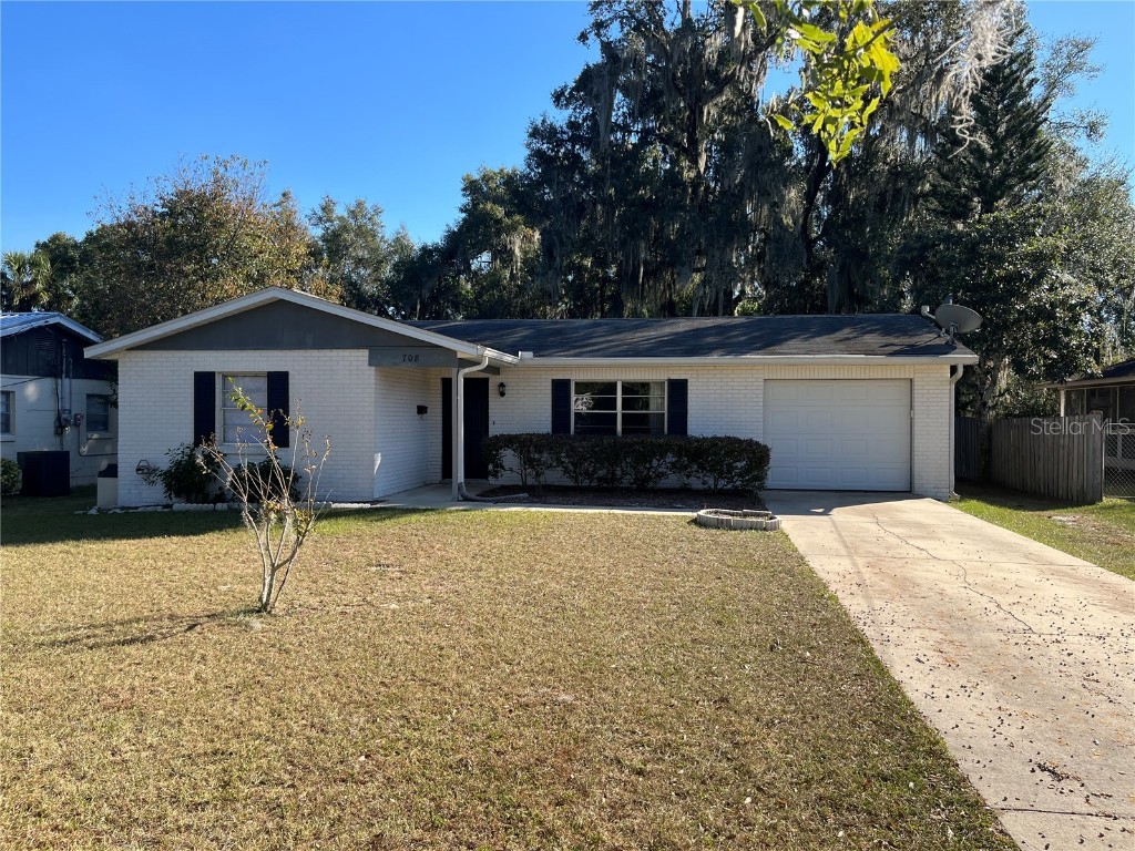 708 W Arizona Avenue Deland FL 32720 V4933177 image1