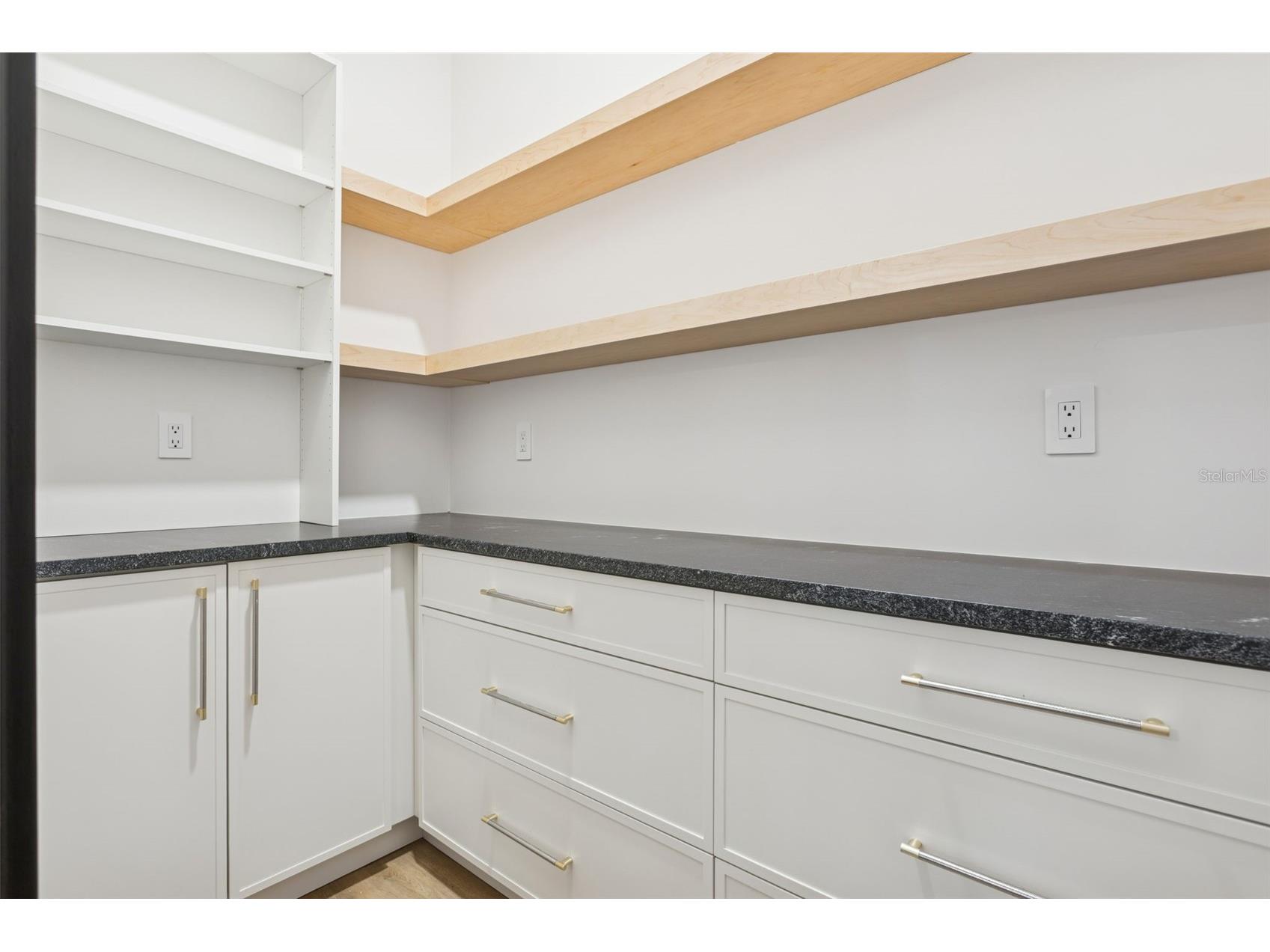 708 W Kentucky Avenue Tampa FL 33603 TB8451255 image24