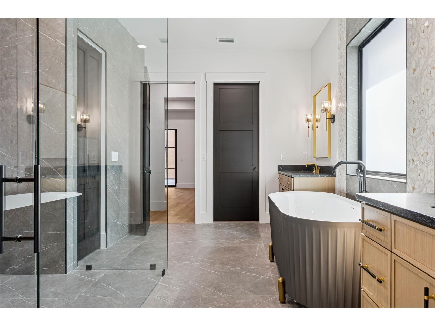 708 W Kentucky Avenue Tampa FL 33603 TB8451255 image39