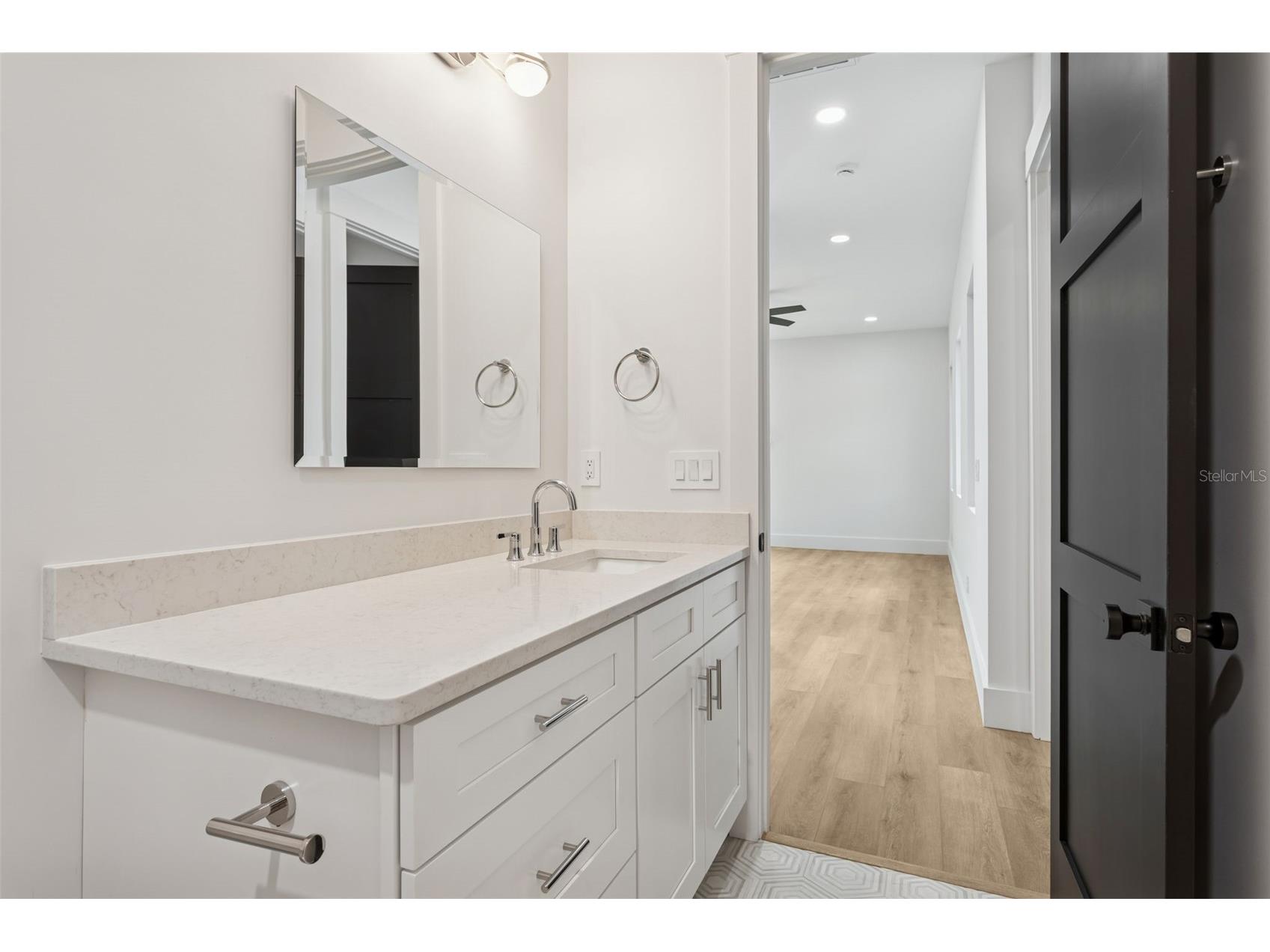 708 W Kentucky Avenue Tampa FL 33603 TB8451255 image59