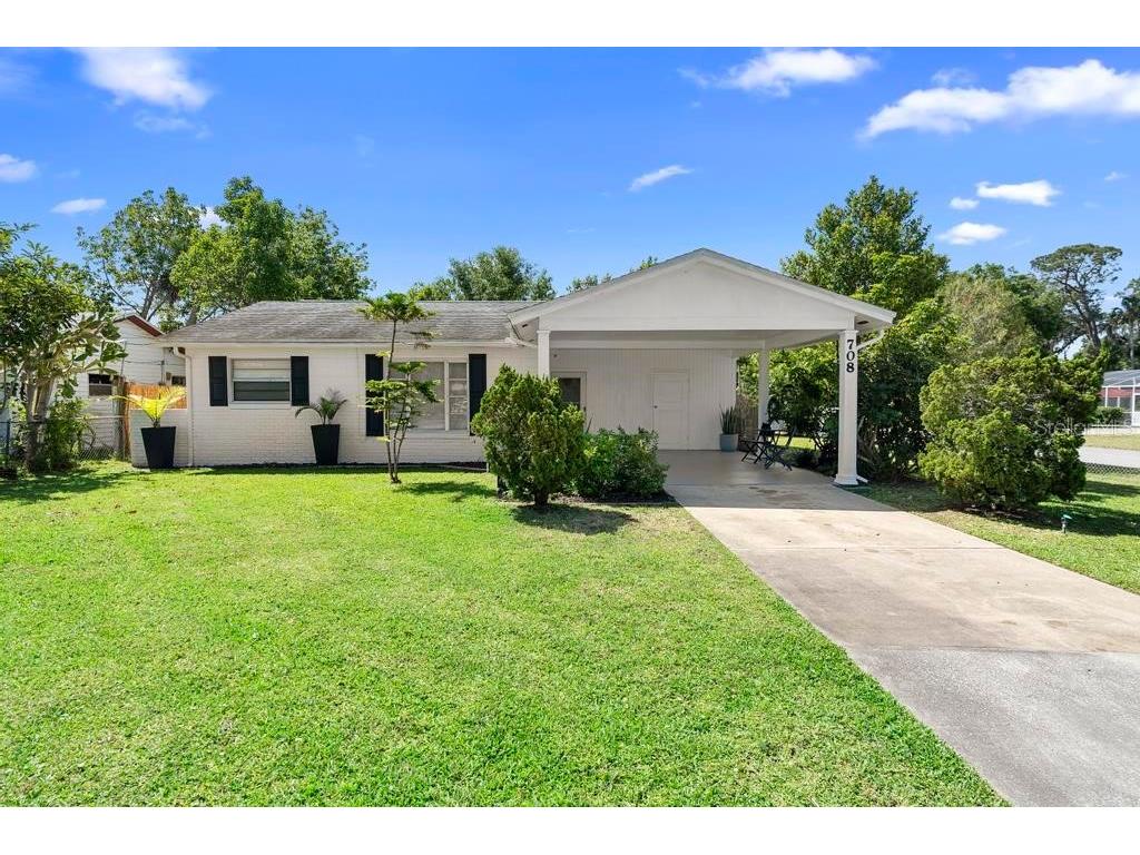 708 Wayne Avenue New Smyrna Beach FL 32168 V4942411 image1