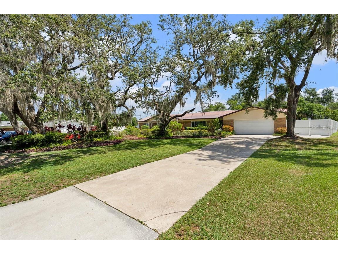 708 Westwood Circle Brandon FL 33511 TB8389450 image1