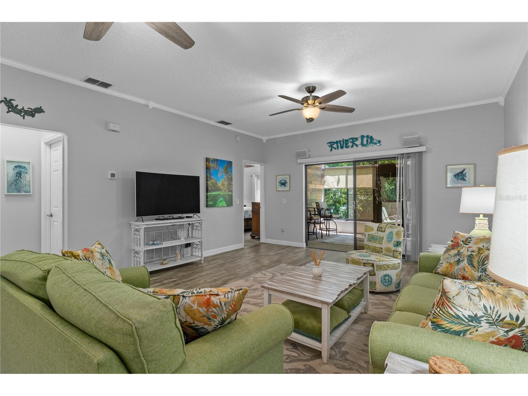 7080 River Run Boulevard Weeki Wachee FL 34607 - WEEKI WACHEE RIVER TB8508240 image5