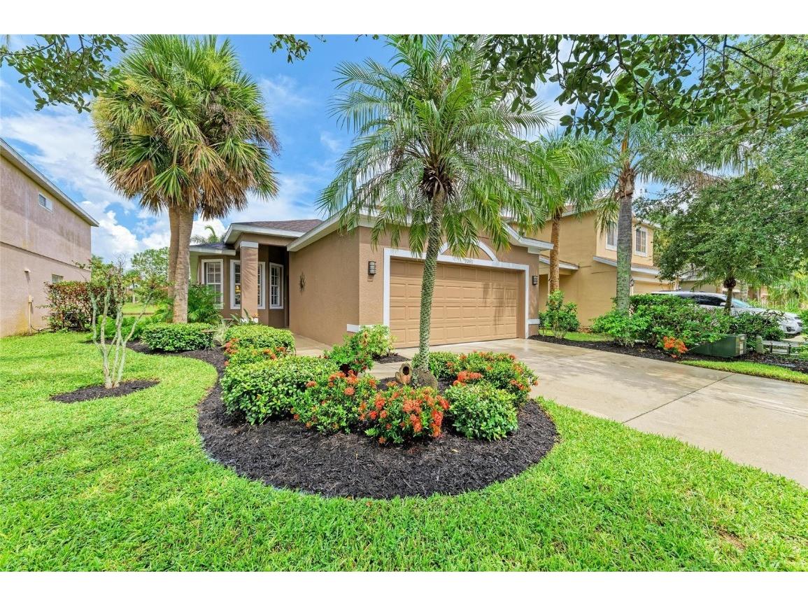 7081 Chatum Light Run Bradenton FL 34212 - COMMUNITY POND A4662319 image1