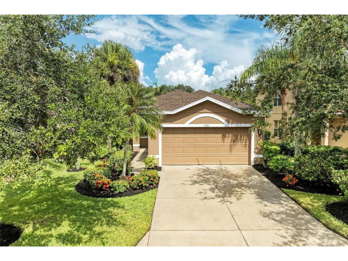 7081 Chatum Light Run Bradenton FL 34212 - COMMUNITY POND A4662319 image2